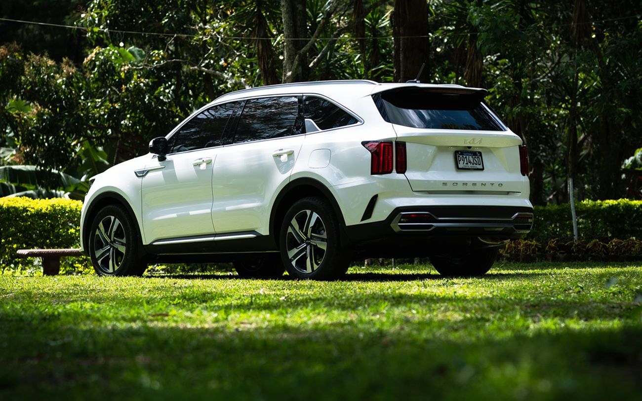 Exterior 21