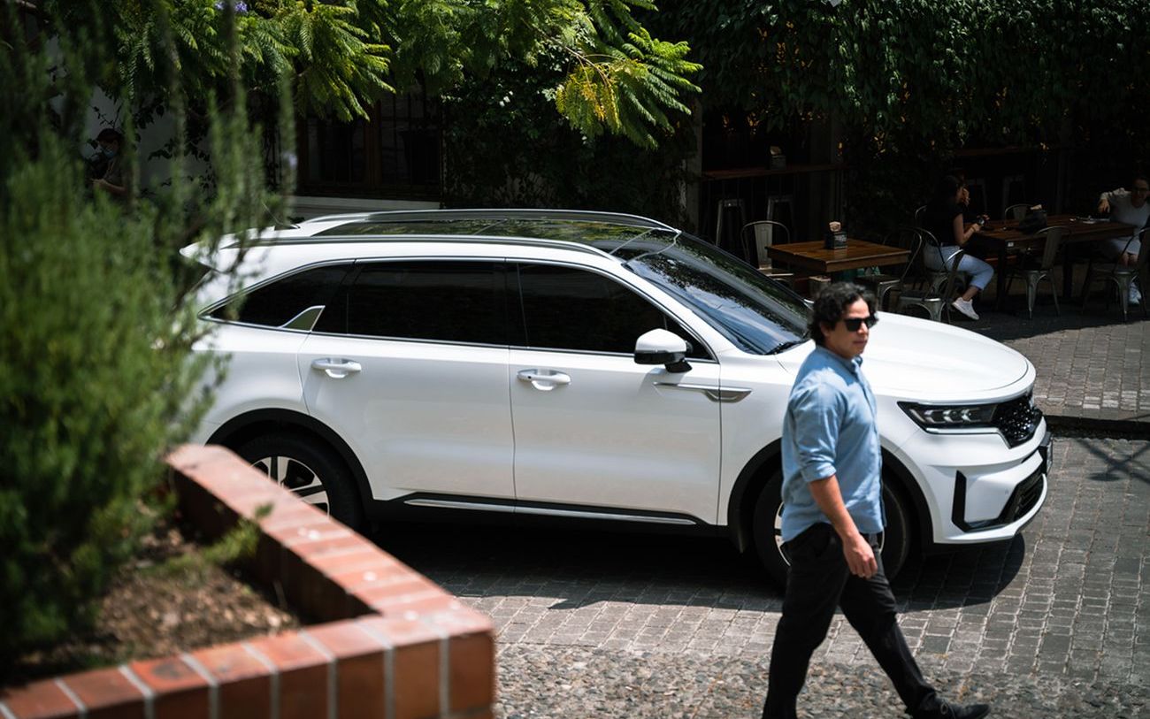 Exterior 35