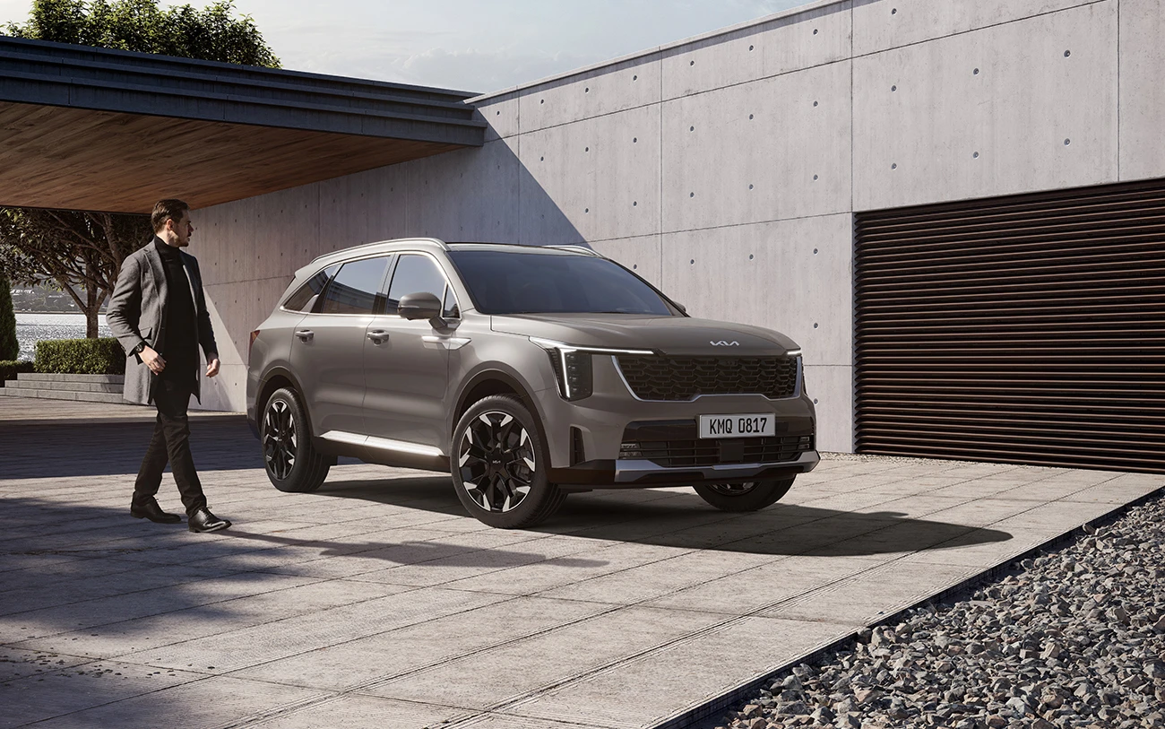 Exterior 04
