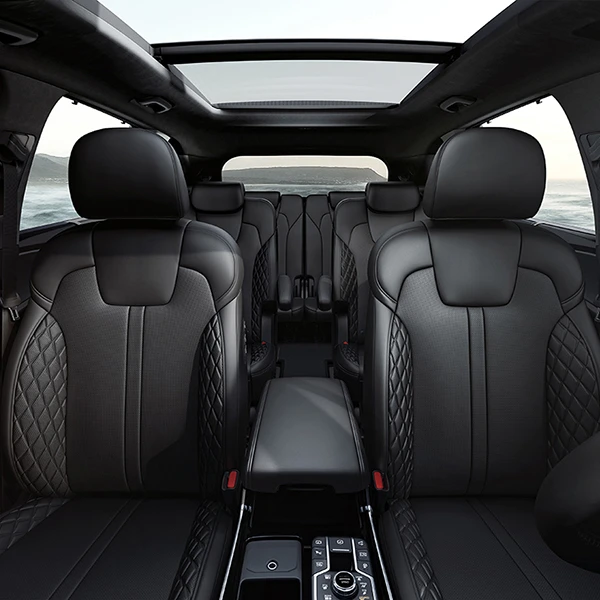 Interior 07